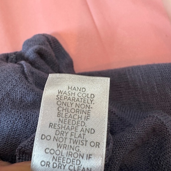 J.Jill Blue sweater. Light weight. - Picture 10 of 10
